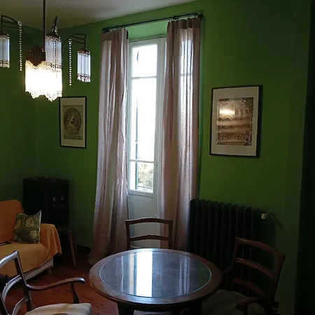 Meine Sonne Riviera Cottage, In Historic Apartahotel *