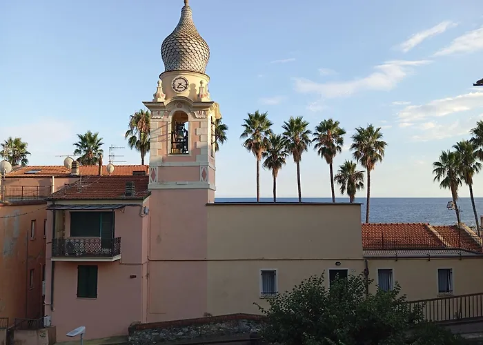 Meine Sonne Riviera, Storico Con Vista Mare, Terrazzo E Parcheggio *