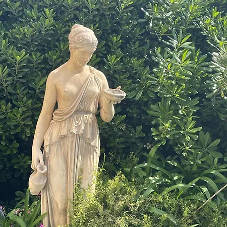 Meine Sonne Riviera, Storico Con Vista Mare, Terrazzo E Parcheggio Hotel apartamentowy *