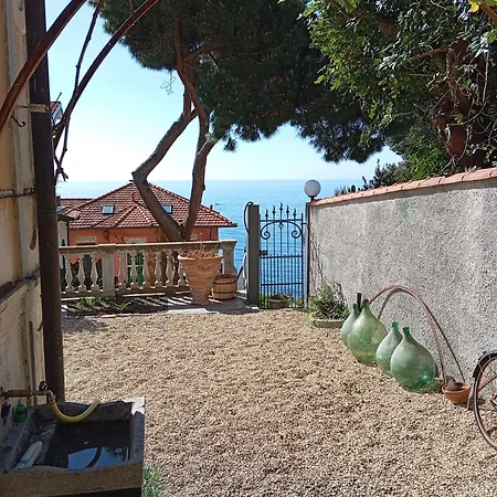 Meine Sonne Riviera, Storico Con Vista Mare, Terrazzo E Parcheggio אימפריה
