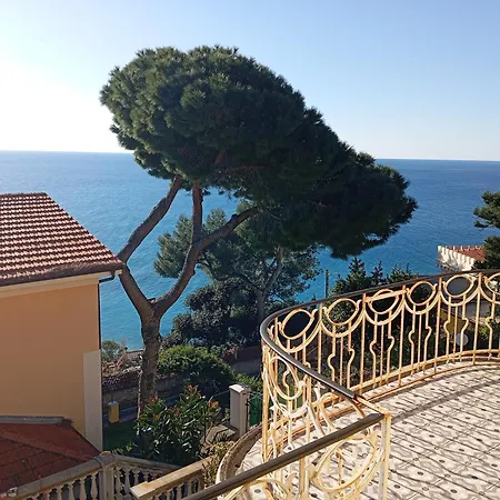 Meine Sonne Riviera, Storico Con Vista Mare, Terrazzo E Parcheggio מלון דירות