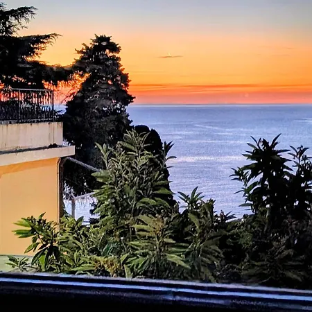 Meine Sonne Riviera, Storico Con Vista Mare, Terrazzo E Parcheggio Apartmanhotel