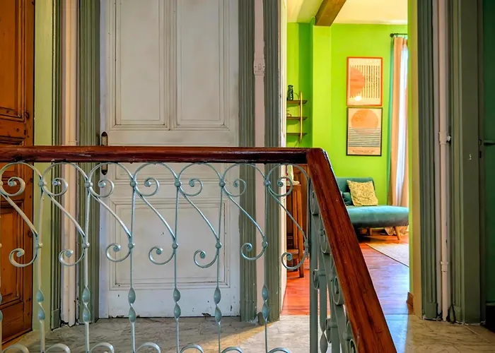 Apartmanhotel Meine Sonne Riviera, Storico Con Vista Mare, Terrazzo E Parcheggio Imperia