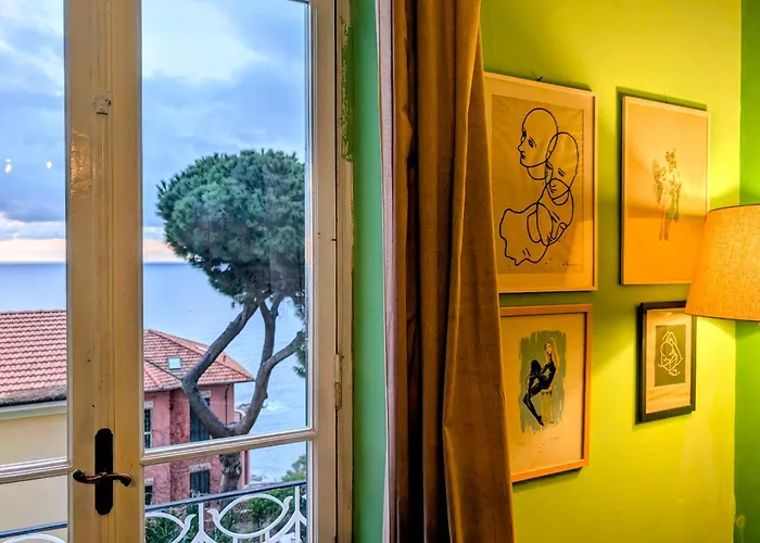 Meine Sonne Riviera, Storico Con Vista Mare, Terrazzo E Parcheggio *